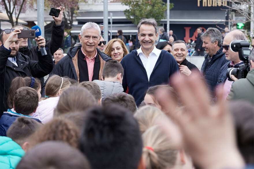 Έβρος - Μητσοτάκης: Να μας πει ο ΣΥΡΙΖΑ αν θα ξηλώσει τον φράχτη, όχι άλλα μισόλογα