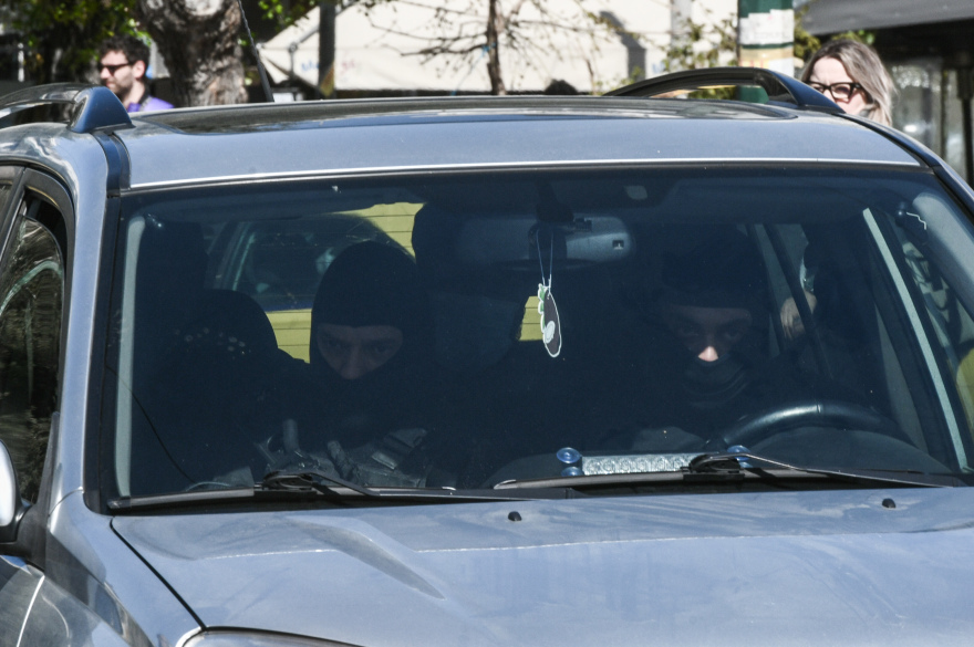 Στον ανακριτή οι Πακιστανοί τρομοκράτες που σχεδίαζαν χτύπημα στου Ψυρρή