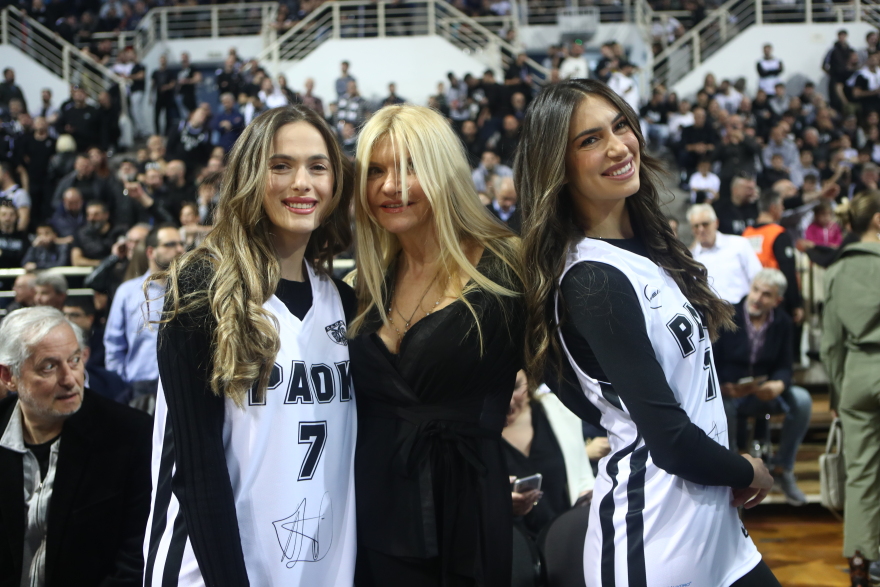  ΠΑΟΚ: Με φανέλες του ΠΑΟΚ οι κόρες του Πρέλεβιτς στο Παλατάκι - Γνώρισαν την αποθέωση 