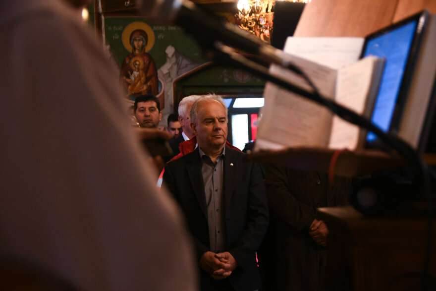 Τέμπη: Μνημόσυνο για τα θύματα της τραγωδίας 