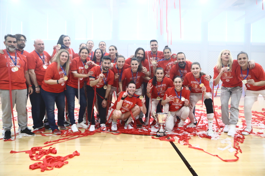 Τελικός πρωταθλήματος μπάσκετ γυναικών, Ολυμπιακός - Παναθηναϊκός 87-83: Κούπα με ανατροπή 