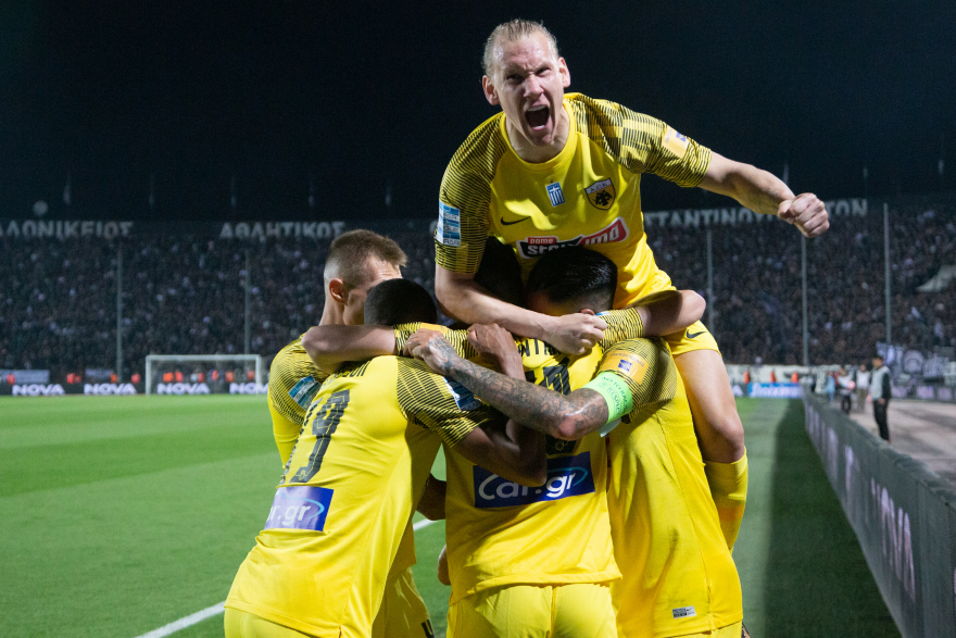 Stoiximan Super League, ΠΑΟΚ – ΑΕΚ 0-1: Άλωσε την Τούμπα και πάτησε κορυφή! 