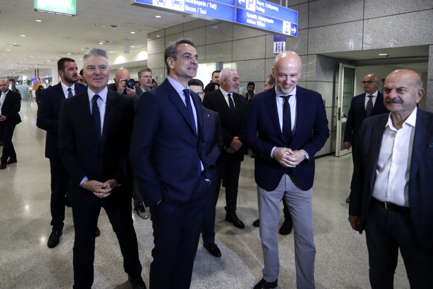 Κυριάκος Μητσοτάκης: Είμαστε αισιόδοξοι για την φετινή τουριστική χρονιά - Προανήγγειλε παρεμβάσεις για τους εργαζομένους