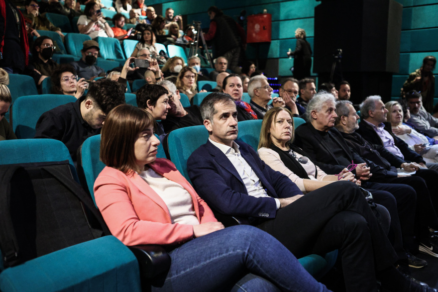 Παρεμβάσεις από Γαβρά και Ακίν για τους ιστορικούς κινηματογράφους Άστορ και Ιντεάλ