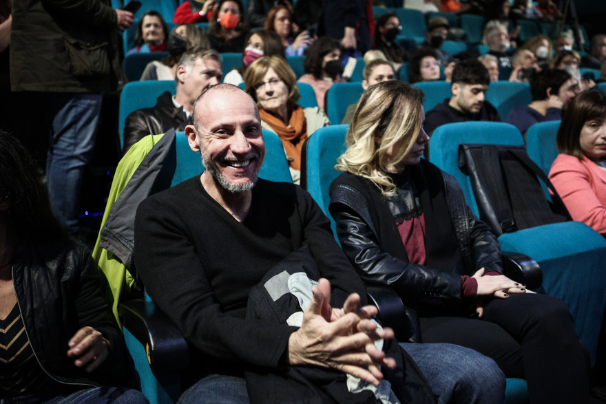 Παρεμβάσεις από Γαβρά και Ακίν για τους ιστορικούς κινηματογράφους Άστορ και Ιντεάλ