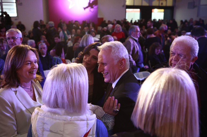 Τσίπρας: Το πάρτι τελειώνει - Πρώτος νόμος της προοδευτικής κυβέρνησης η προστασία της α’ κατοικίας