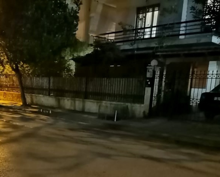 Παλαιό Φάληρο: Αναζητείται ο πιστολέρο - Είχε στήσει καρτέρι στην πρώην του