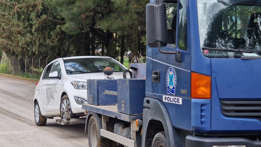 Θεσσαλονίκη: Εξ επαφής πυροβολήθηκε στο κεφάλι η γυναίκα που εντοπίστηκε νεκρή σε αυτοκίνητο