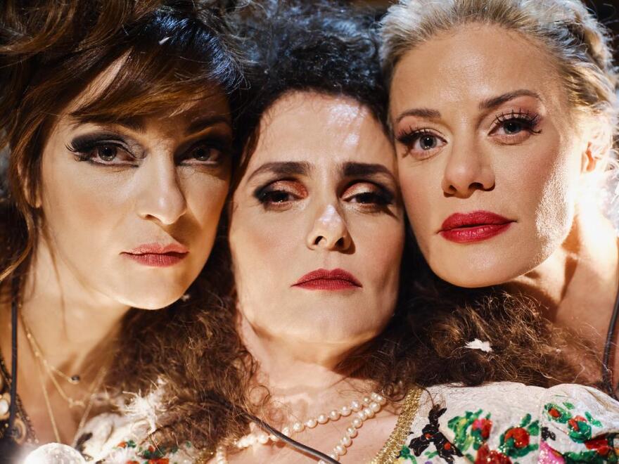 «Μια νύχτα στην Επίδαυρο»  με Αλεξίου, Αλευρά, Λούλη και Μακρυπούλια - Δείτε φωτογραφίες