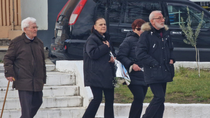 Θεσσαλονίκη: Το τελευταίο «αντίο» στην 71χρονη που δολοφονήθηκε από τον γιο της