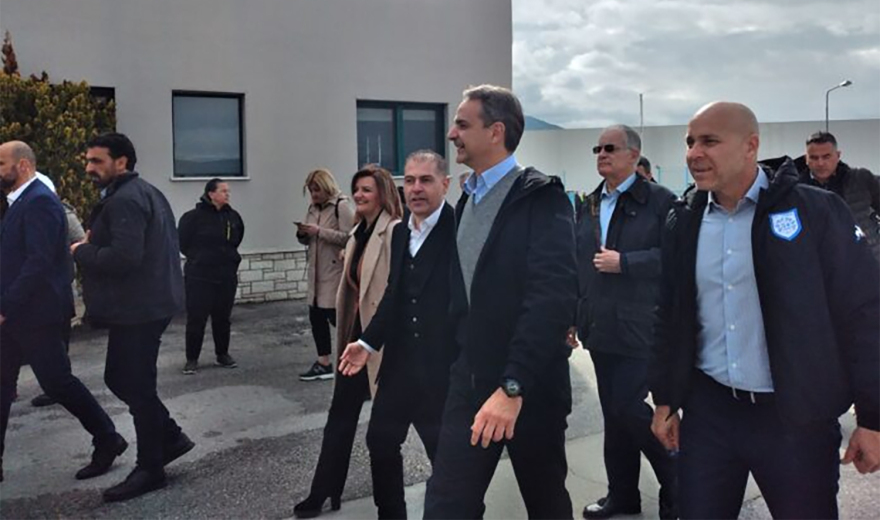 Στα Ιωάννινα ο Μητσοτάκης:  Eπισκέφθηκε την μεγαλύτερη γραμμή παραγωγής νερού της Ευρώπης