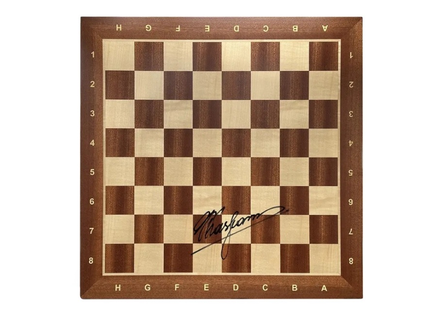 Η δημοπρασία που «σαρώνει» για καλό σκοπό - Αντετοκούνμπο, Λόπεζ και… Παπανδρέου