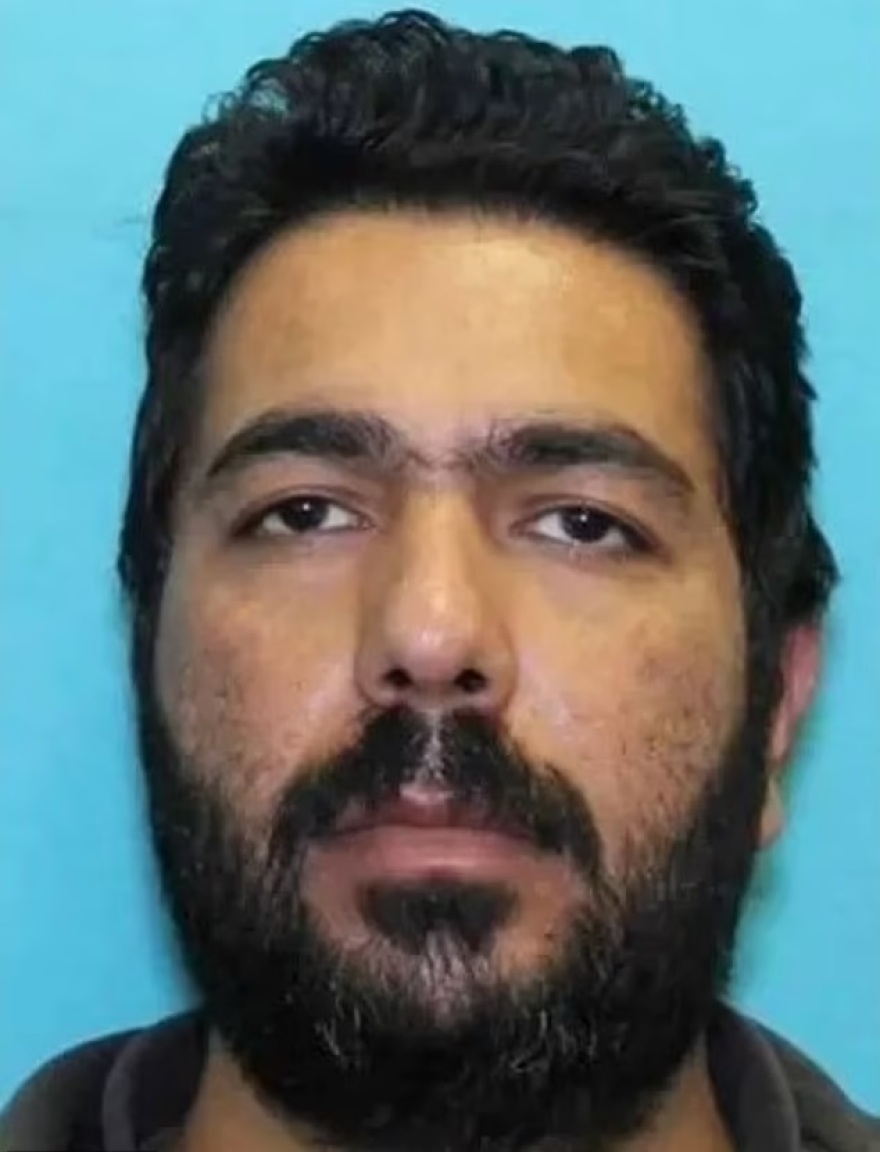 Μητέρα πούλησε το παιδί της μέσα σε σούπερ μάρκετ στο Τέξας: «Ήταν δαιμονισμένο»