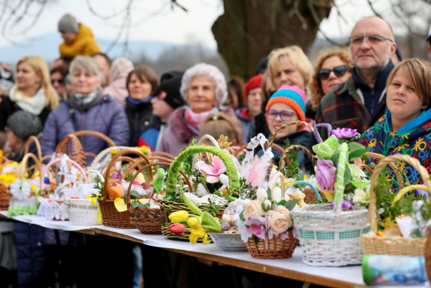Το Πάσχα των Καθολικών, η ευχή του Πάπα Φραγκίσκου για ειρήνη - Δείτε φωτογραφίες από όλο τον κόσμο