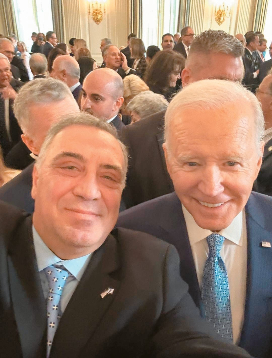 Ο Νίκος Τσάκος βραβεύτηκε ως Πρόσωπο της Χρονιάς στο Μανχάταν - Δείτε φωτογραφίες