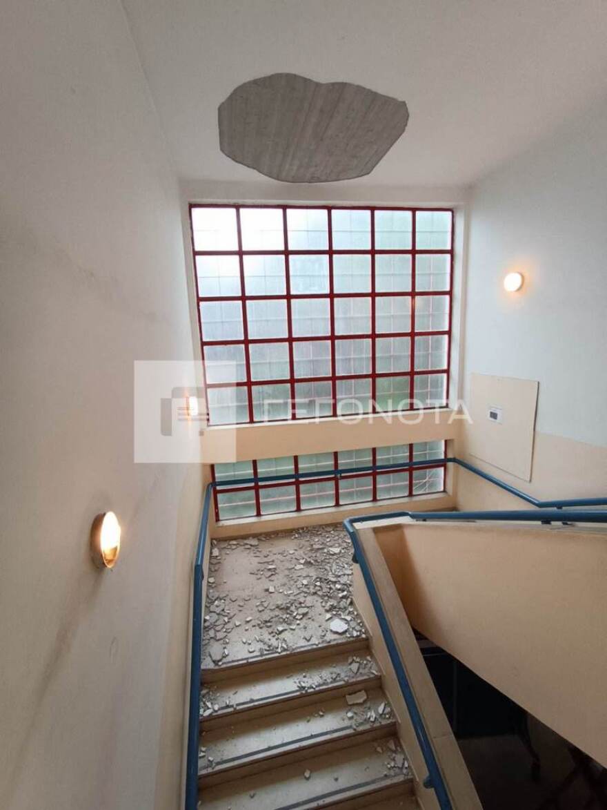 Βόλος: Νέα πτώση σοβάδων σε σχολείο - Δείτε φωτογραφίες