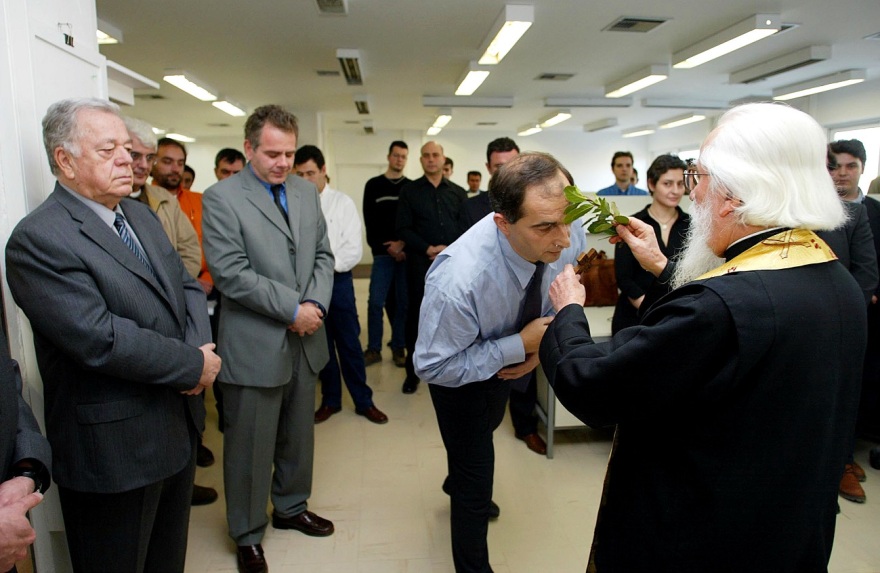 Πέθανε ο Γιώργος Μπόμπολας - Η πορεία του από την ΕΠΟΝ στην  «Άκτωρ» και την «Πήγασος» 