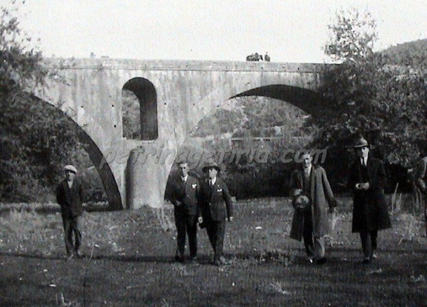 Το μυστηριώδες μοναστήρι στον βράχο και η γέφυρα των Αγιών στην Ήπειρο με την απίστευτη ιστορία