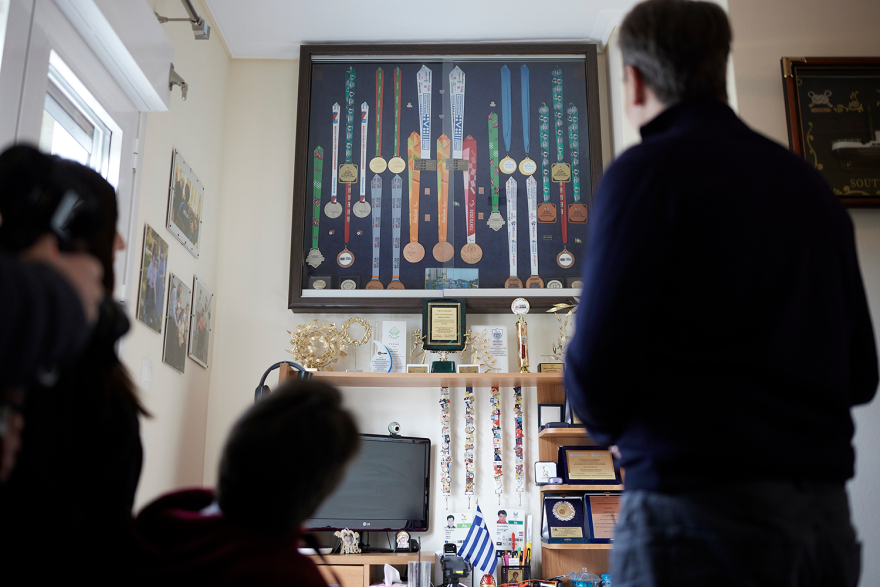 Ο Μητσοτάκης επισκέφθηκε την Παραολυμπιονίκη Άννα Ντέντα που εντάχθηκε στον «Προσωπικό Βοηθό» - Δείτε την ανάρτησή του