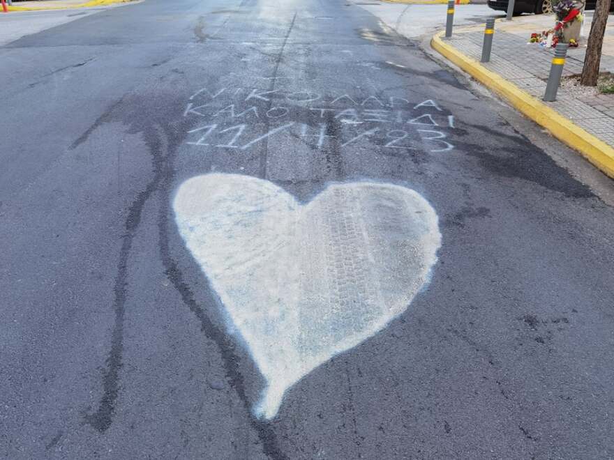 Δυστύχημα στον Άλιμο: Η στιγμή που ο οδηγός του Smart βγαίνει από το αυτοκίνητο – Δείτε βίντεο