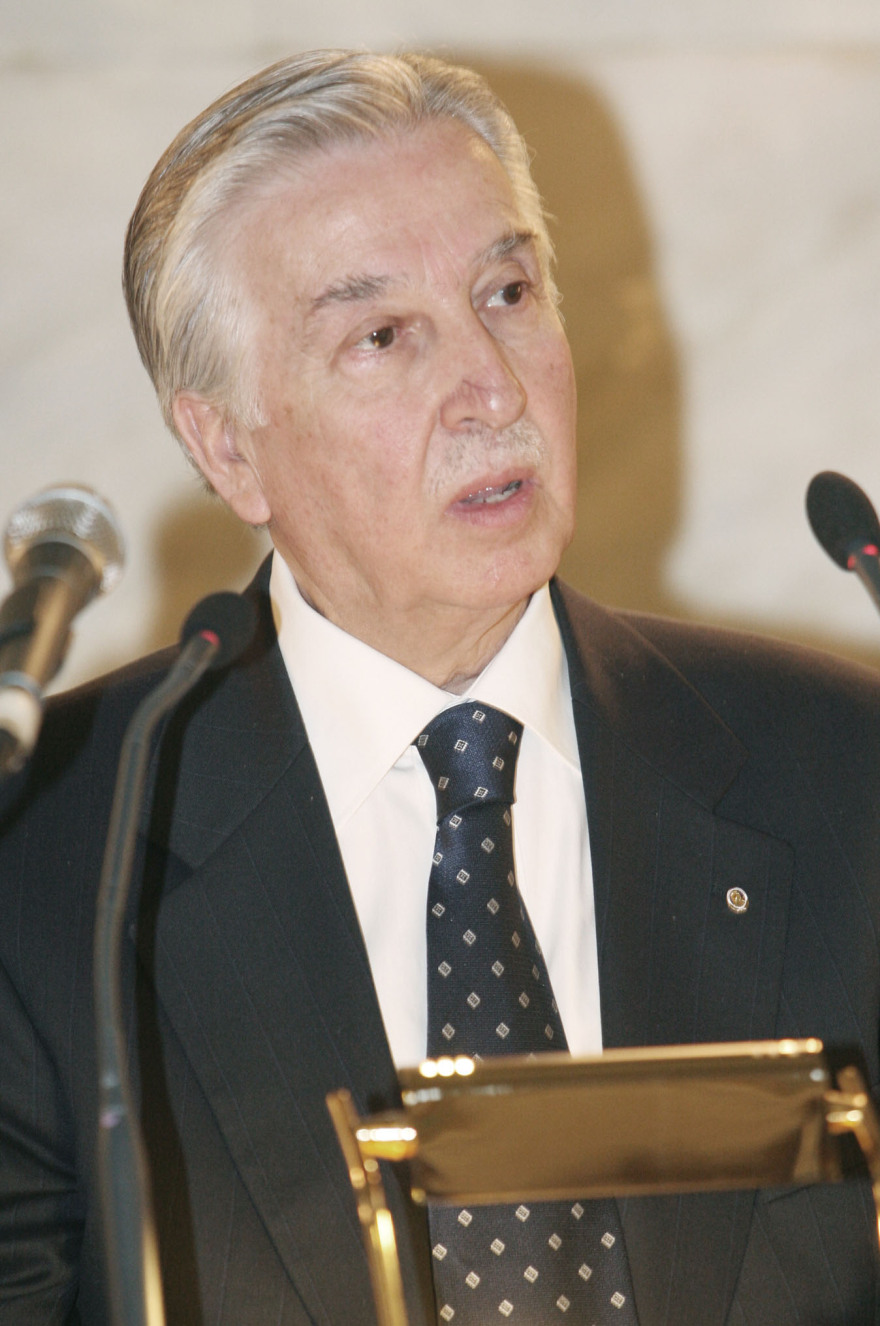 Έφυγε από τη ζωή ο ακαδημαϊκός Γρηγόριος Κωσταράς