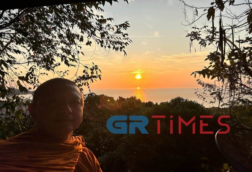 Βουδισμός: Στη Ροδόπη 9 μοναχοί που σκοπεύουν να διασχίσουν την Ευρώπη... με τα πόδια (φωτογραφίες)