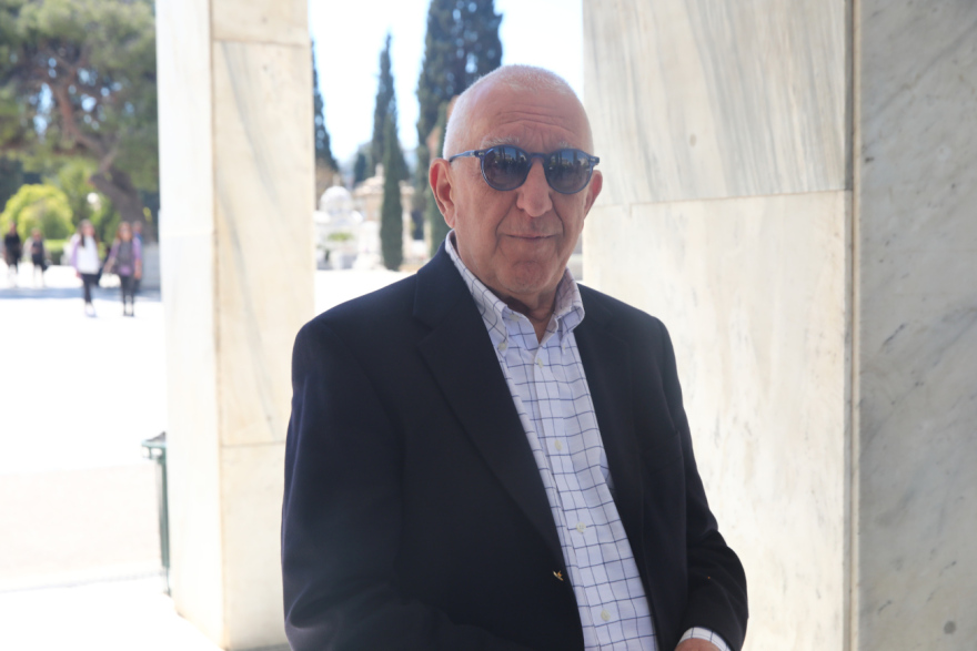 Γιώργος Μπόμπολας: Το «αντίο» του γιου του Λεωνίδα, του εγγονού του και της επί 48 χρόνια βοηθού του