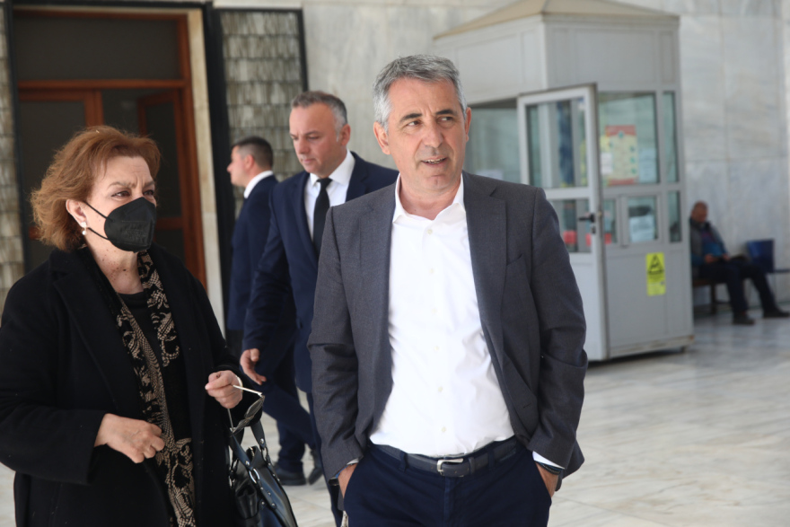 Γιώργος Μπόμπολας: Το «αντίο» του γιου του Λεωνίδα, του εγγονού του και της επί 48 χρόνια βοηθού του