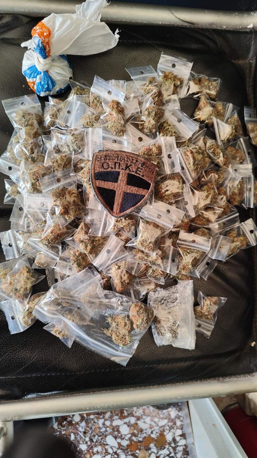 Εξάρχεια: Στα χέρια της ΟΠΚΕ ζευγάρι που διακινούσε ναρκωτικά