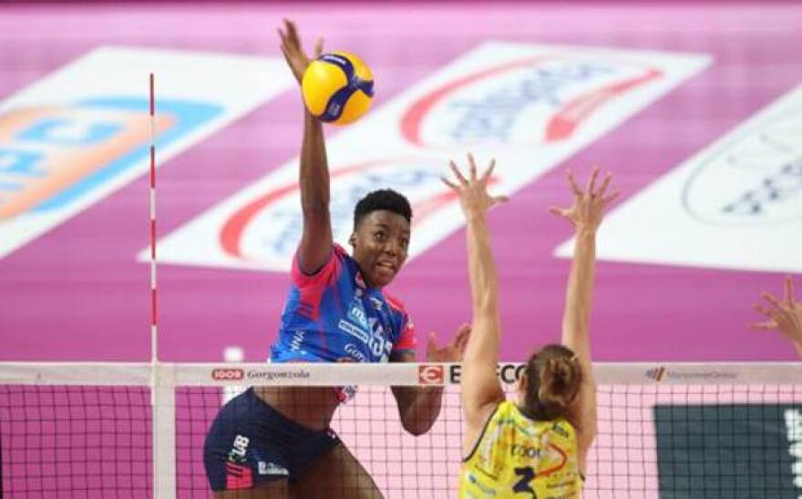 Αυτοκτόνησε η Τζούλια Ιτούμα; Το «αντίο» που φέρεται να έγραψε στην ομάδα και το μοιραίο τηλεφώνημα