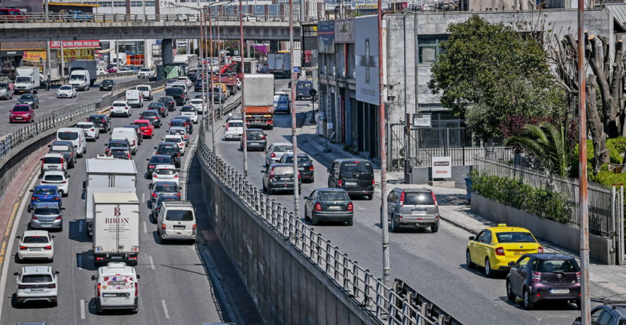 Έξοδος 28ης Οκτωβρίου - Τροχαία: Αυξημένα τα μέτρα - Τι θα ισχύσει