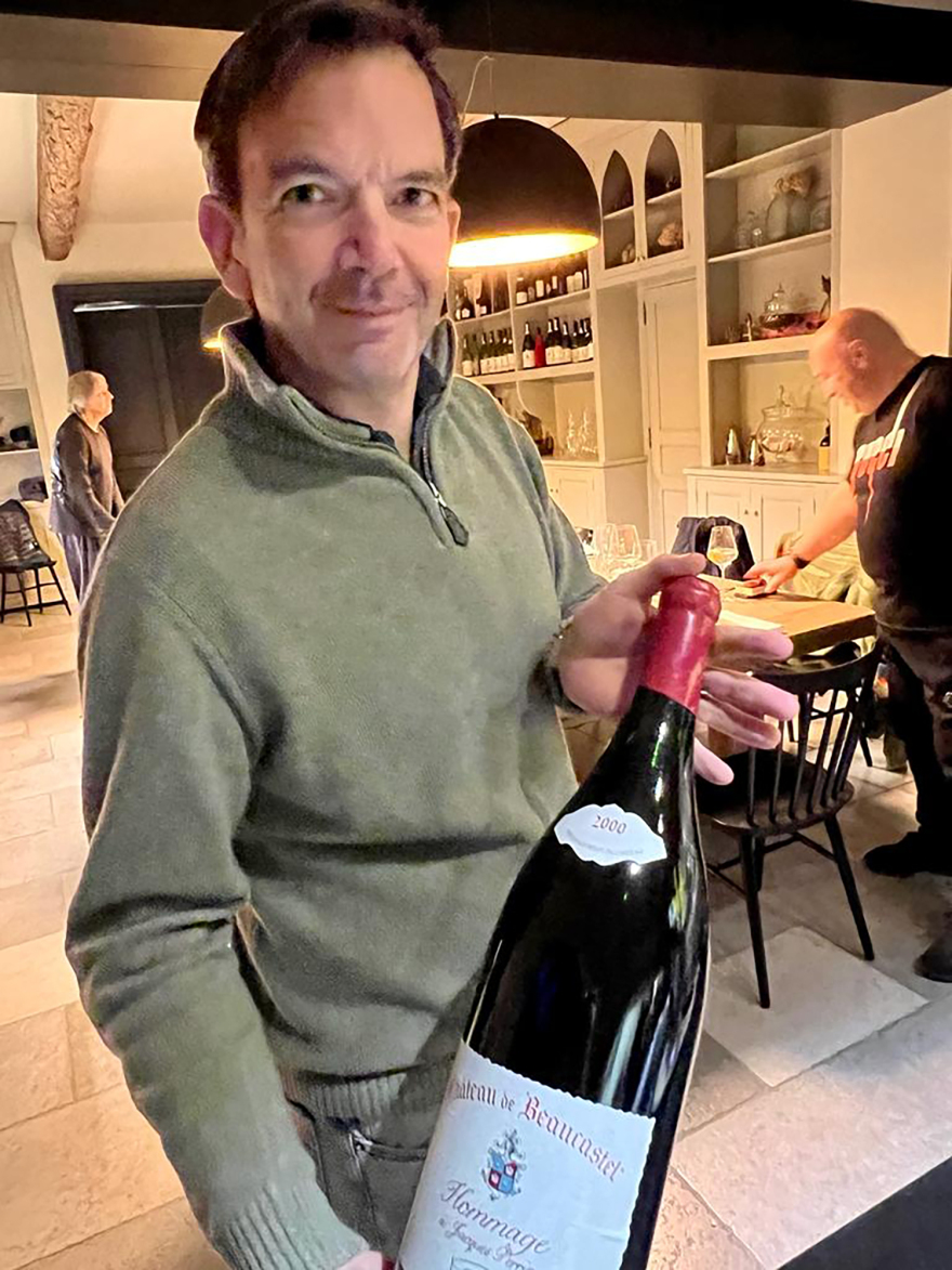 Οι αμπελώνες του Πάπα παράγουν τα πιο διάσημα κρασιά στην κοιλάδα του Ροδανού