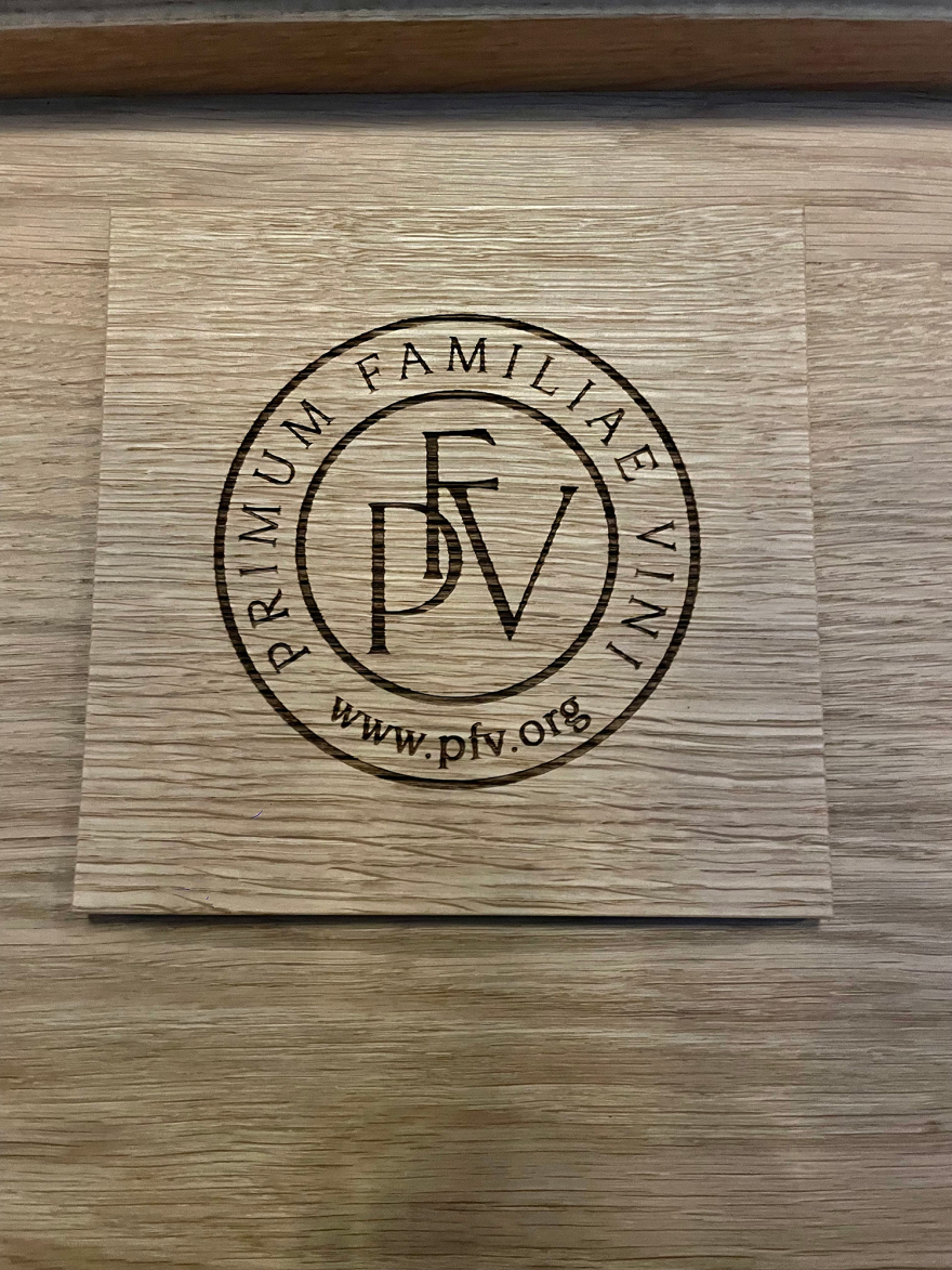 Οι αμπελώνες του Πάπα παράγουν τα πιο διάσημα κρασιά στην κοιλάδα του Ροδανού