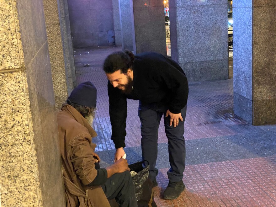 Αρχιεπισκοπή Αθηνών: Η «Αποστολή» και η «Νεότητα» στο πλευρό των αστέγων την Μεγάλη Εβδομάδα