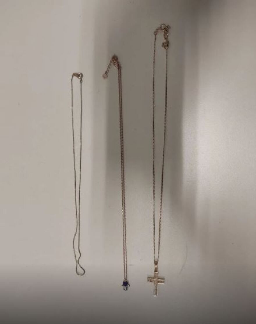 Άρτα: Διαρρήκτες άνοιξαν τρία σπίτια κατά την περιφορά του Επιταφίου