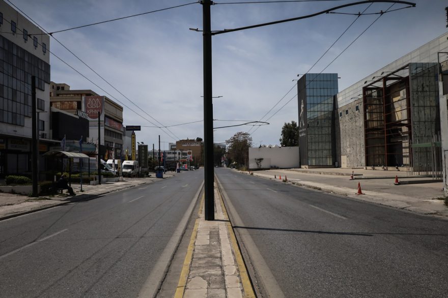 Πάσχα 2023: Έρημη πόλη η Αθήνα - Δείτε φωτογραφίες