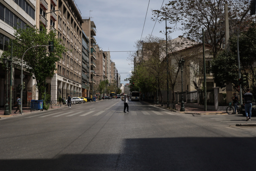 Πάσχα 2023: Έρημη πόλη η Αθήνα - Δείτε φωτογραφίες