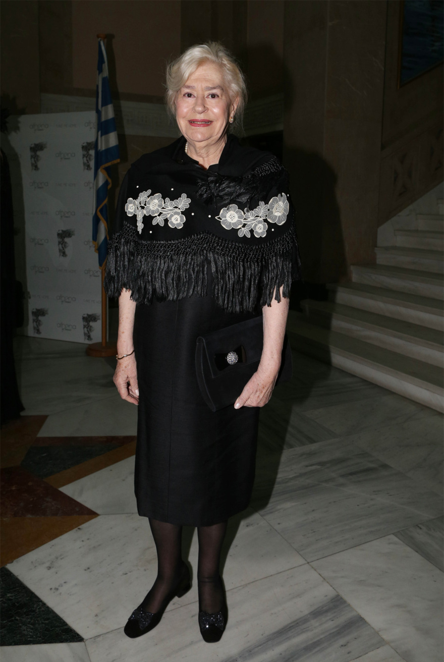 Ευδοκία Ρουμελιώτη για Κατερίνα Χέλμη: «Όταν έχασα τη δική μου μάνα, με έχωσε βαθιά μέσα την αγκαλιά της»