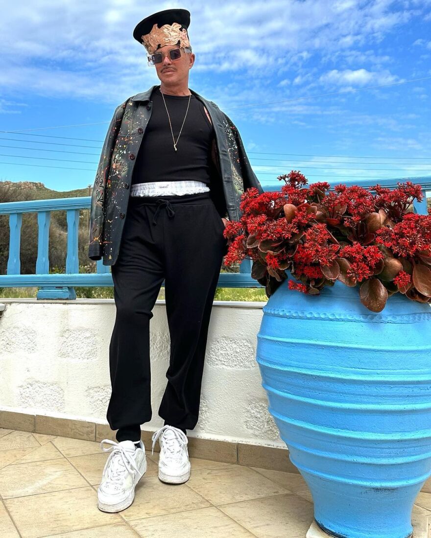 Λάκης Γαβαλάς: «Έτσι μεγαλοπρεπώς γιορτάσαμε την Ανάσταση»