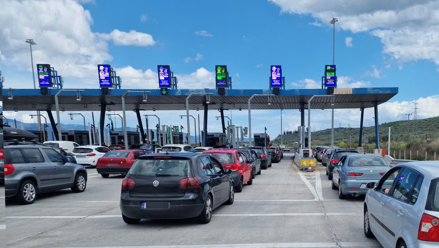 Πάσχα: Μετ’ εμποδίων η επιστροφή των εκδρομέων - Περισσότερα από 500.000 οχήματα βγήκαν εκτός Αττικής