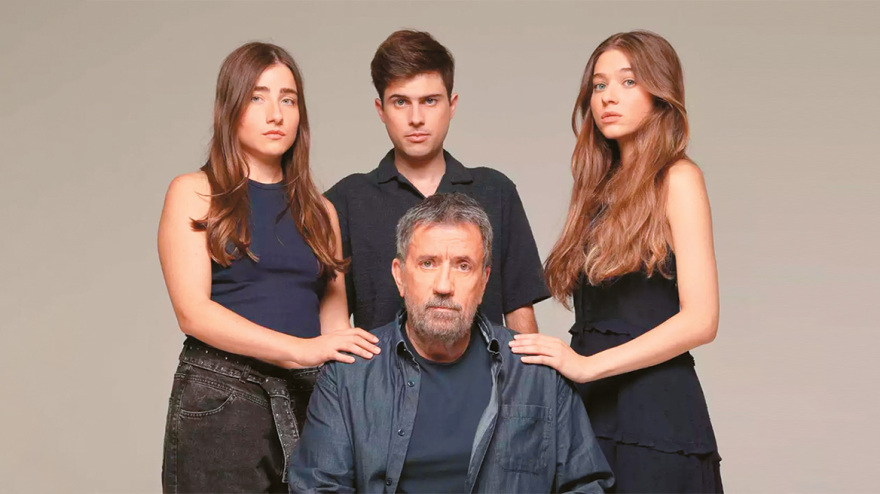 Τηλεοπτικές σειρές: Ποιες τελειώνουν και ποιες πήραν «πράσινο φως» για τη νέα σεζόν