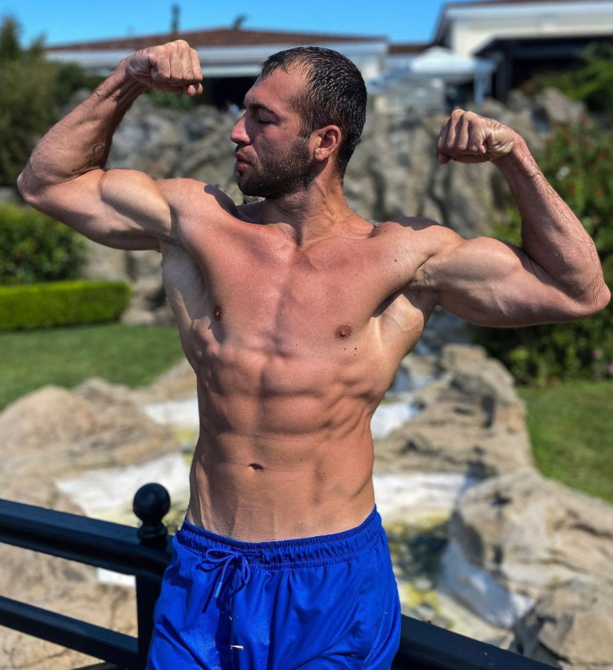 Ηλεκτρονική απάτη: Θύμα χάκερ και γνωστός influencer του TikTok - Πώς του άρπαξαν 4.000 ευρώ