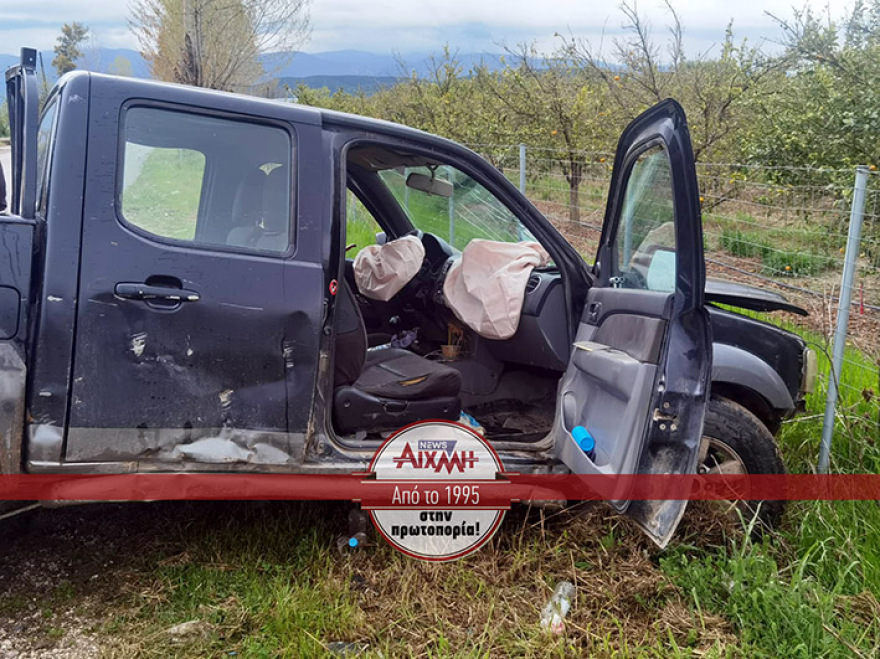 Θανατηφόρο τροχαίο στο Νεοχώρι Μεσολογγίου - Νεκρός 65χρονος που έπεσε με το ΙΧ του σε σταθμευμένο αγροτικό