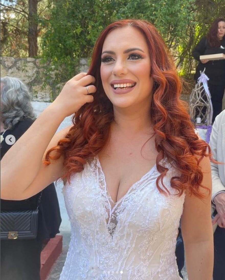 Στράτος Διονυσίου: Παντρεύτηκε με θρησκευτικό γάμο ο γιος του Άγγελου Διονυσίου 