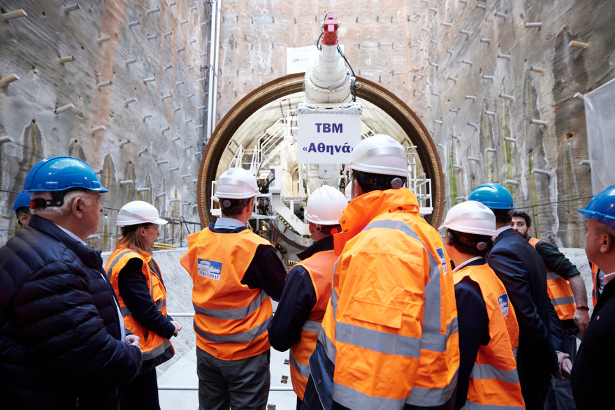 Ο Μητσοτάκης στο εργοτάξιο της Γραμμής 4 του Μετρό:  «Ξεκίνησε το μεγαλύτερο δημόσιο έργο της δεκαετίας» (Βίντεο)