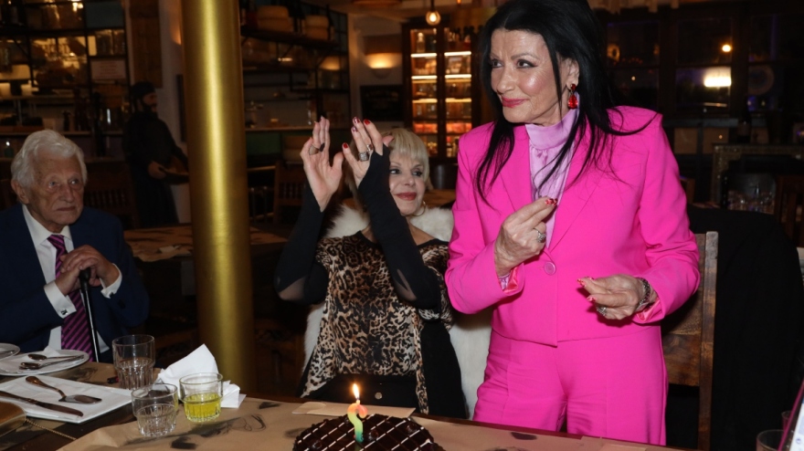 Μαρία Ιωαννίδου: Γιόρτασε τα γενέθλιά της με τη Ζωζώ Σαπουντζάκη - Δείτε φωτογραφίες