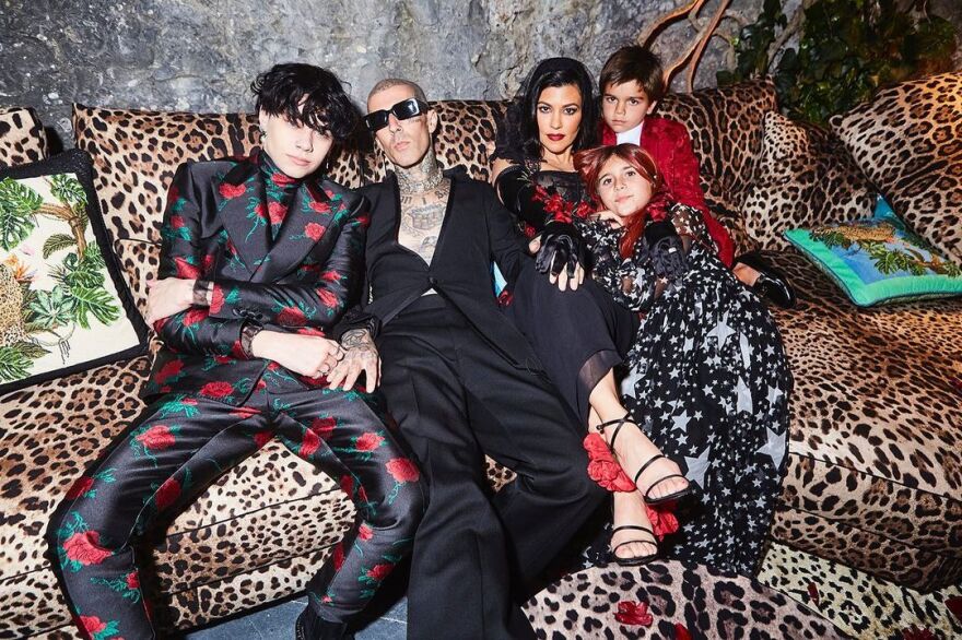 Ποια είναι η πρώην του Τράβις Μπάρκερ που δεν εγκρίνει τις σχέσεις που έχει η Καρντάσιαν με τα παιδιά της