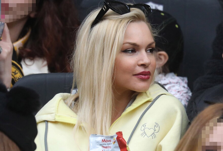 Βίκυ Κάβουρα: Οι πρώτες φωτογραφίες με τη φουσκωμένη κοιλιά της