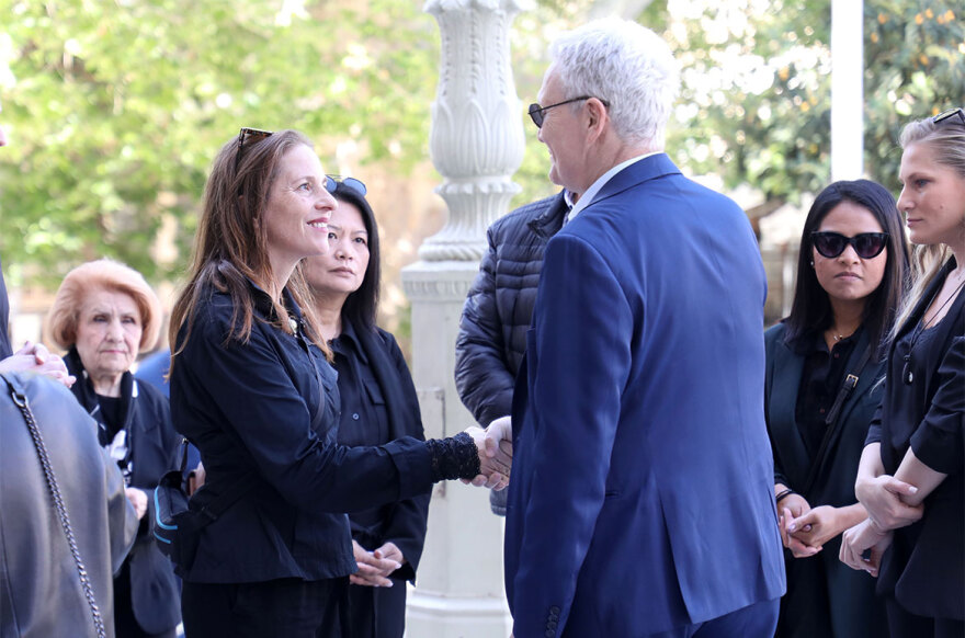 Κατερίνα Χέλμη: Το τελευταίο «αντίο» στην ηθοποιό - Δείτε φωτογραφίες