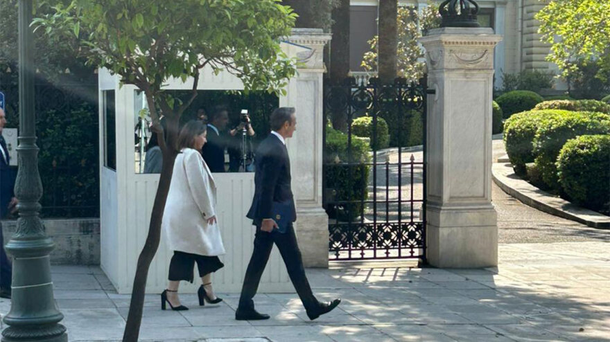 Εκλογές 2023: Ο Μητσοτάκης στη Σακελλαροπούλου - Ζήτησε εκλογές στις 21 Μαΐου